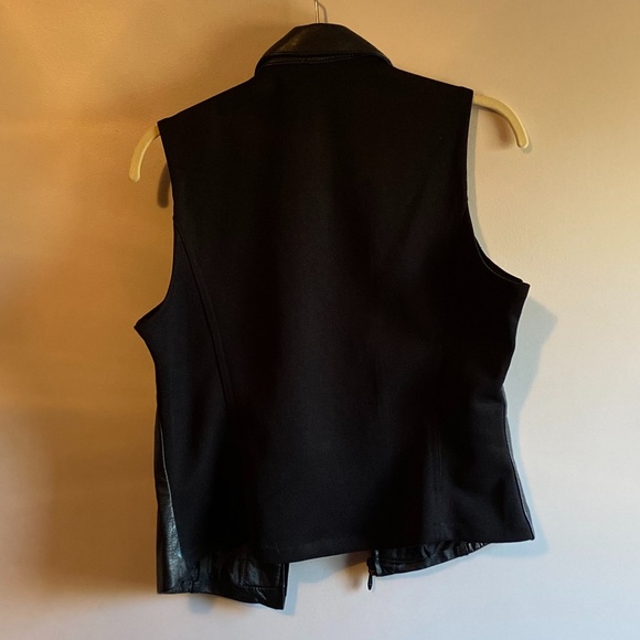 Maxima Wilson's Leather Vest - Picture 2 of 4